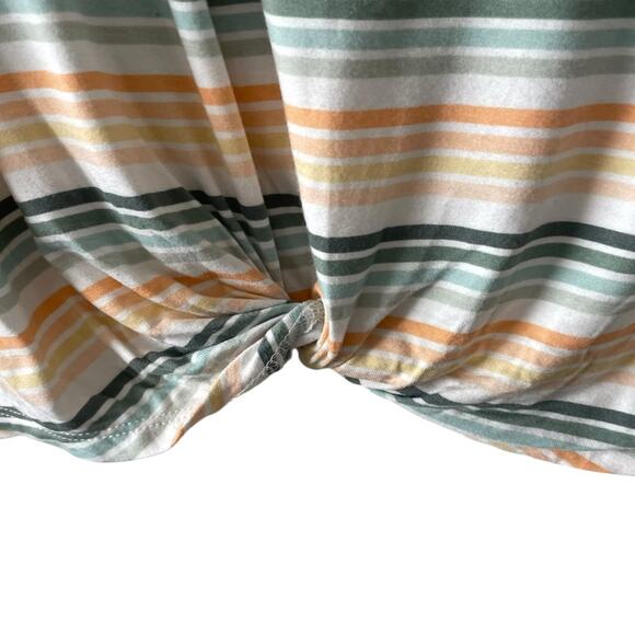 Westport Striped t-shirt size large knotted bottom - Picture 3 of 6